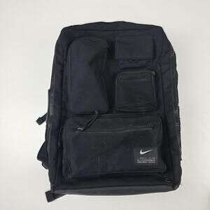 Nike Utility Elite Backpack Black Training Gym Bag Multiple Pockets Travel Zip